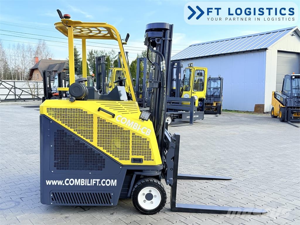 Combilift CB3000 | GAS | TRIPLEX 4900 | FREE-LIFT | FORK-POS Four-way truck