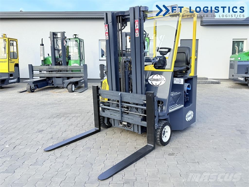 Combilift CB3000 | GAS | TRIPLEX 4900 | FREE-LIFT | FORK-POS Nelitietrukit