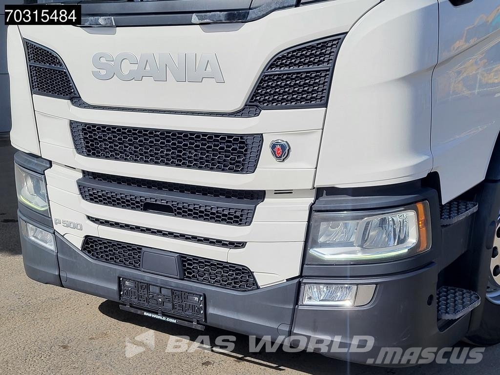 Scania P500 P 6X2 2500kg Ladebordwand Lift+steering axle Cable lift demountable trucks