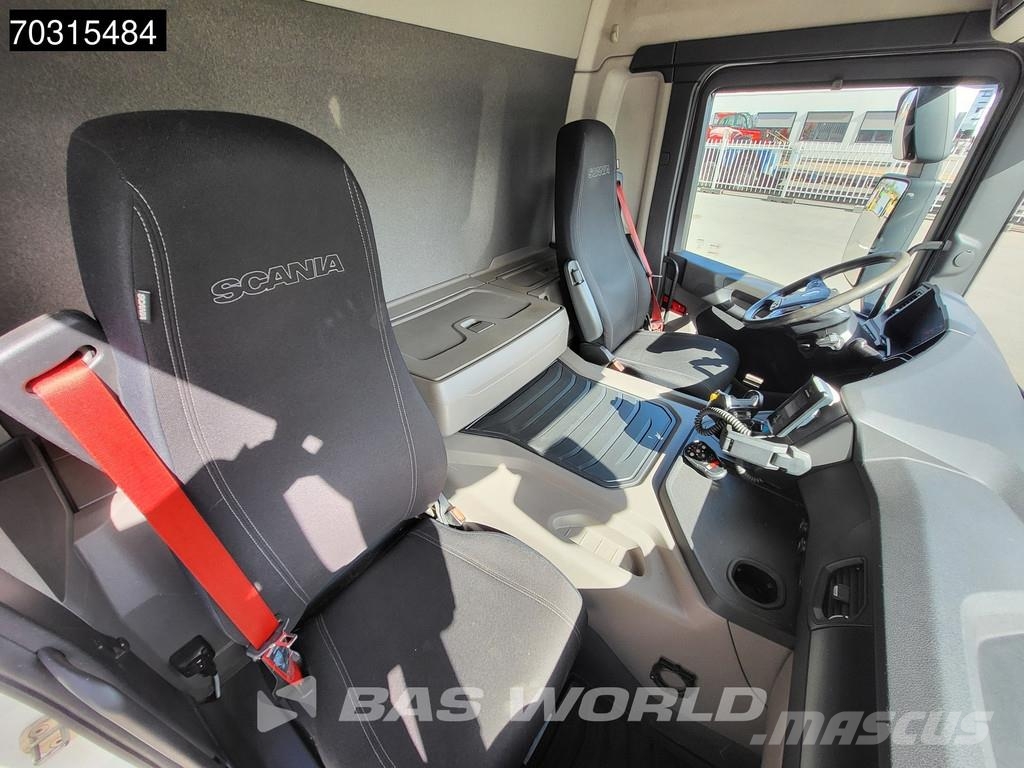 Scania P500 P 6X2 2500kg Ladebordwand Lift+steering axle ケーブルリフト着脱式トラック