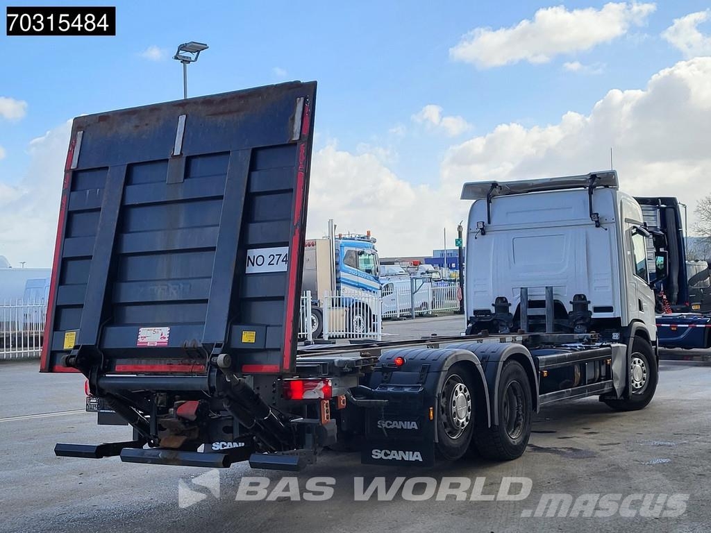 Scania P500 P 6X2 2500kg Ladebordwand Lift+steering axle ケーブルリフト着脱式トラック