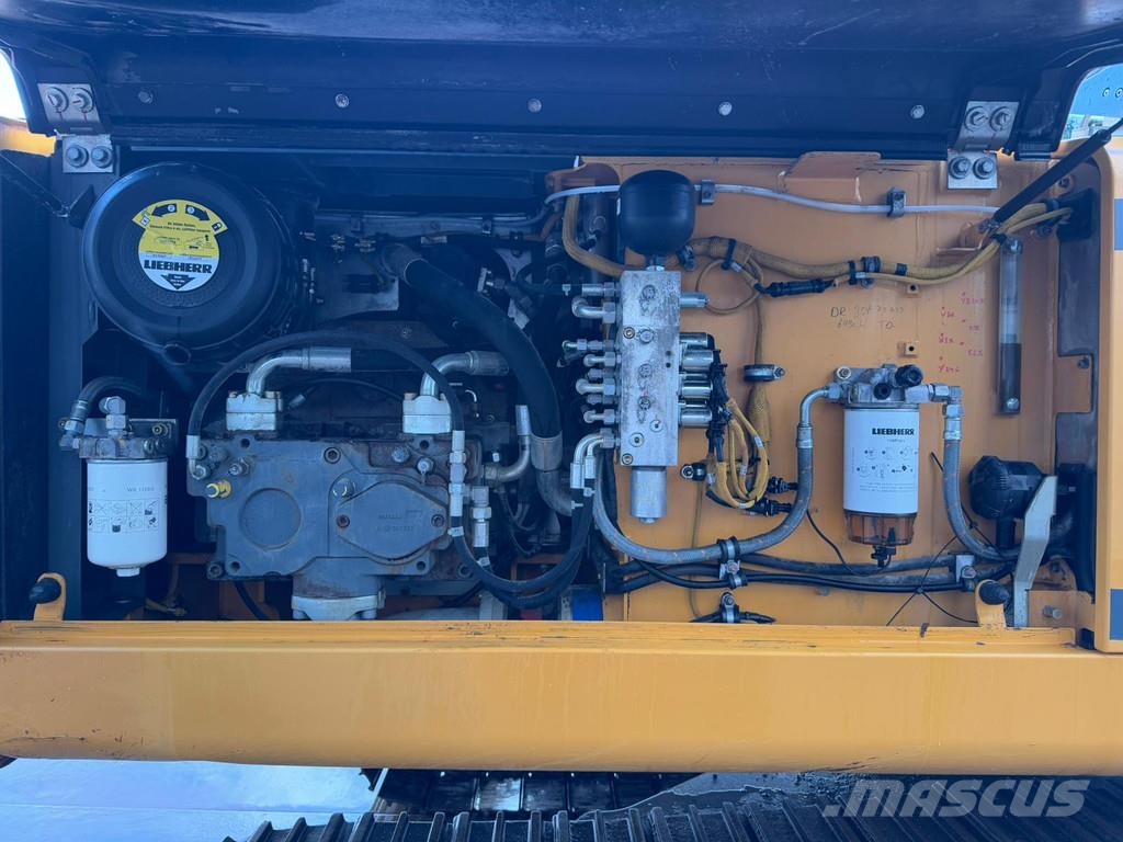 Liebherr R926 LC Crawler excavators