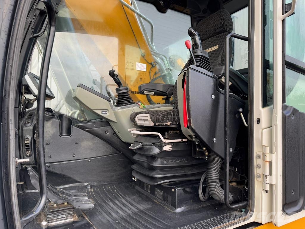 Liebherr R926 LC Crawler excavators