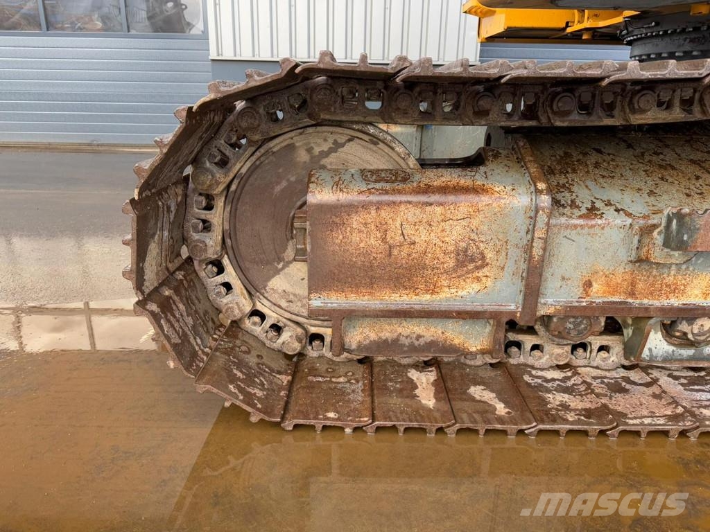 Liebherr R926 LC Crawler excavators