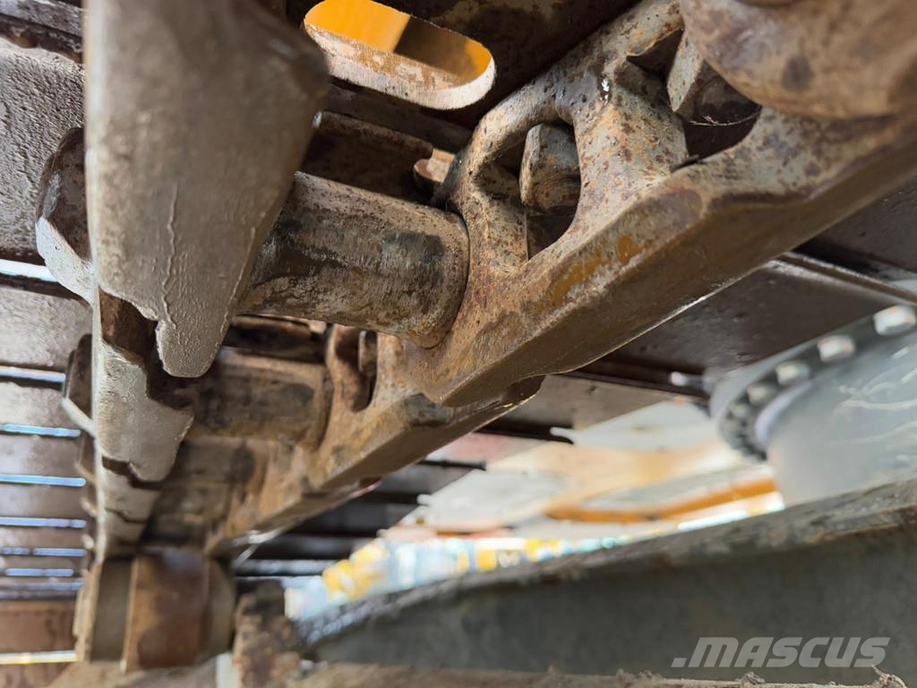 Liebherr R926 LC Crawler excavators