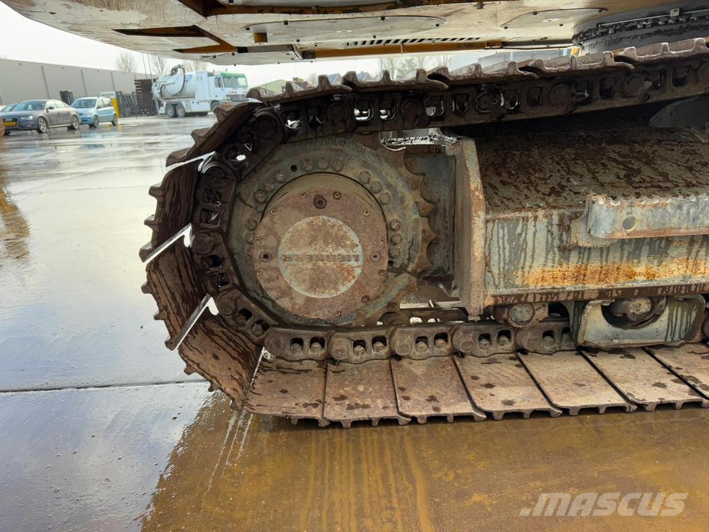 Liebherr R926 LC Crawler excavators