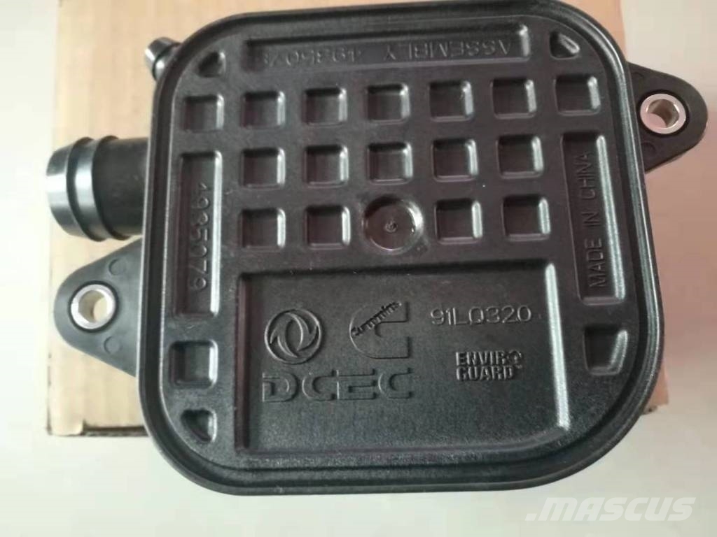 Cummins 6L engine Breather Housing 4935079 3964093 4935078 Motorer