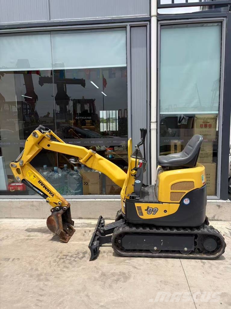 Yanmar J 09 A Rupsgraafmachines