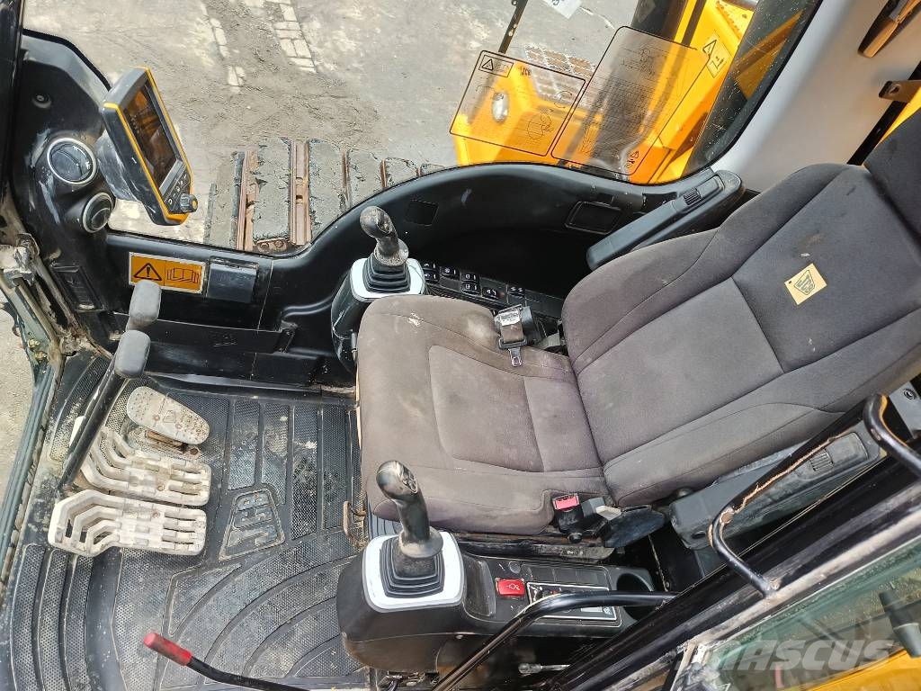 JCB JS160HR tracked waste industry handler umsalgbagge Waste / industry handlers