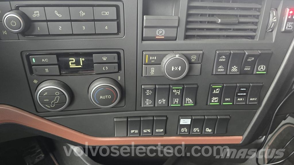 Volvo FH شاحنات أشجار