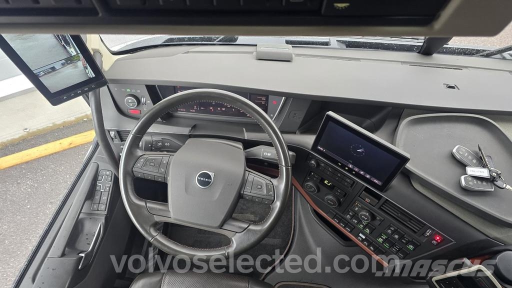 Volvo FH شاحنات أشجار