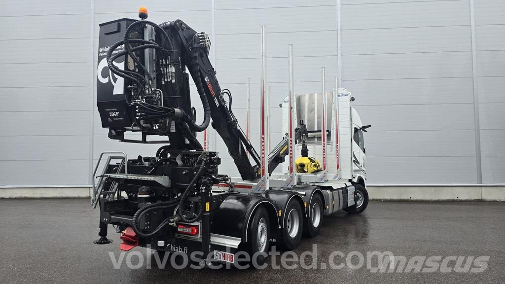 Volvo FH شاحنات أشجار