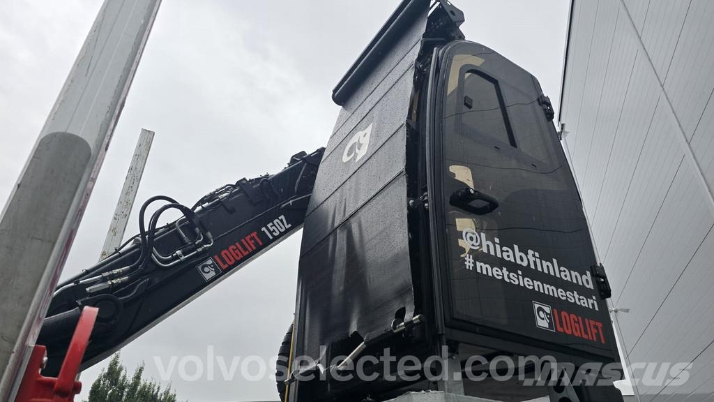 Volvo FH شاحنات أشجار