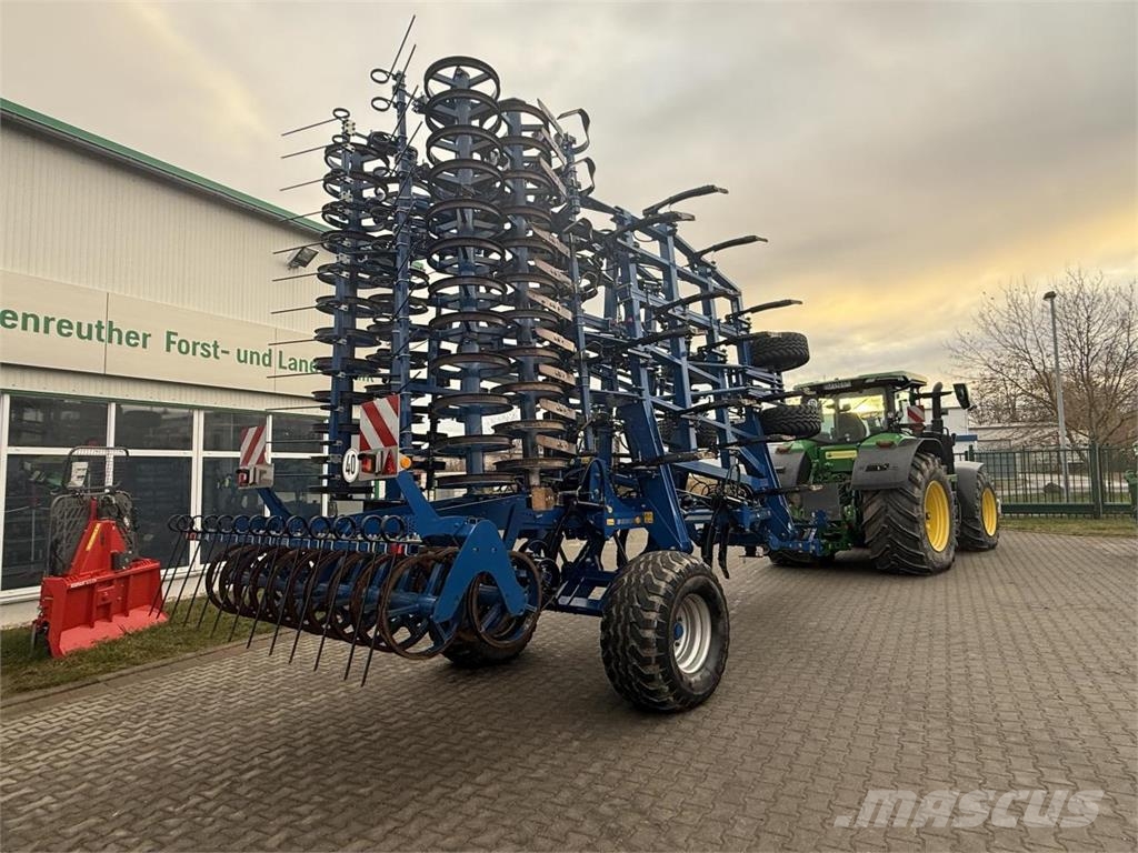 Köckerling Vector 900 Cultivators
