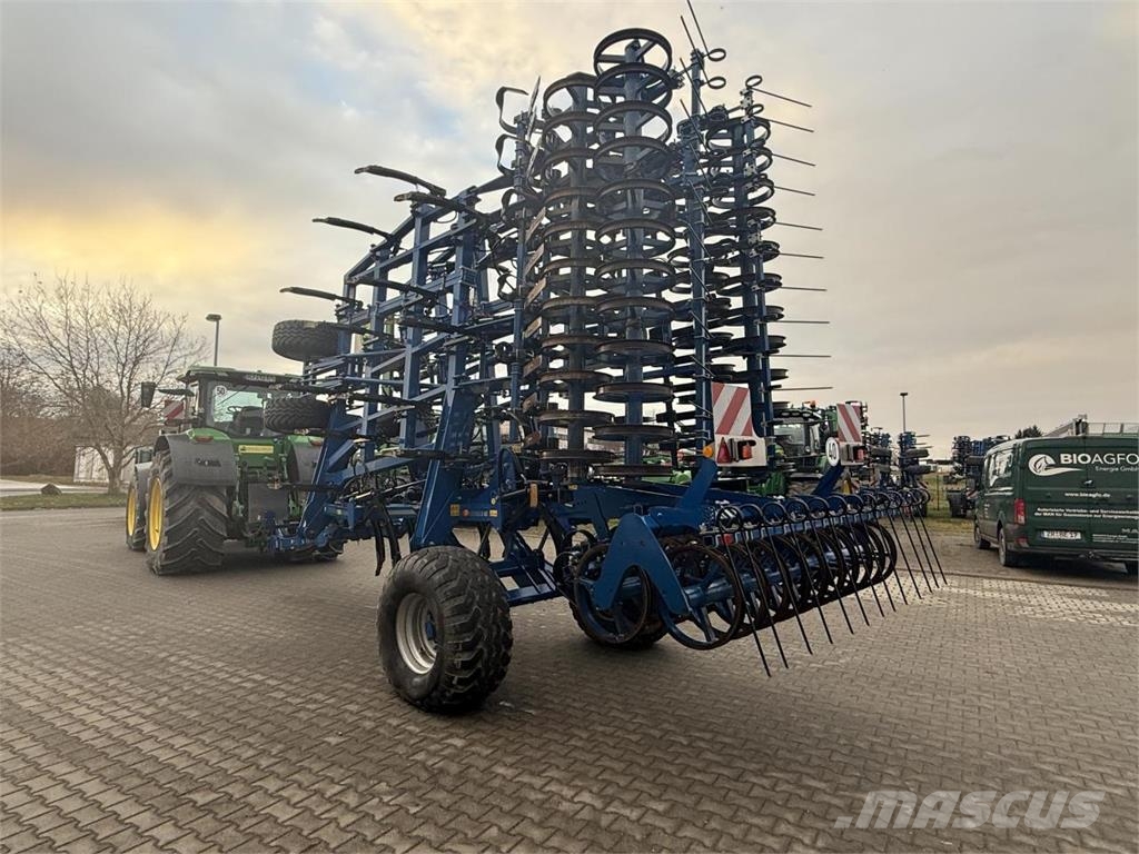 Köckerling Vector 900 Cultivators