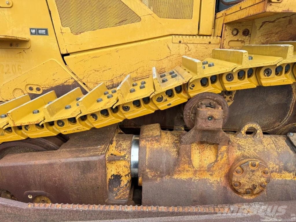 CAT D8T Buldooserid