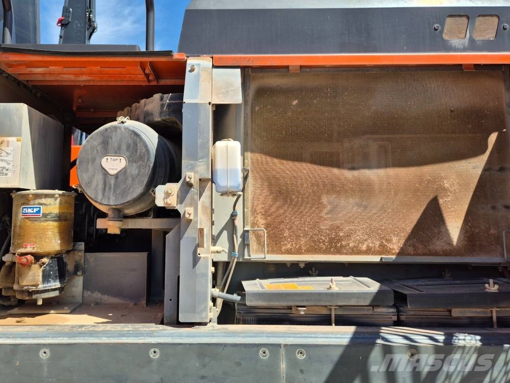 Hitachi ZX 300 LCN-6 Rupsgraafmachines