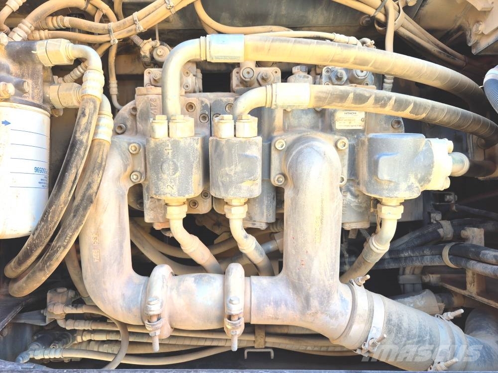 Hitachi ZX 300 LCN-6 Rupsgraafmachines