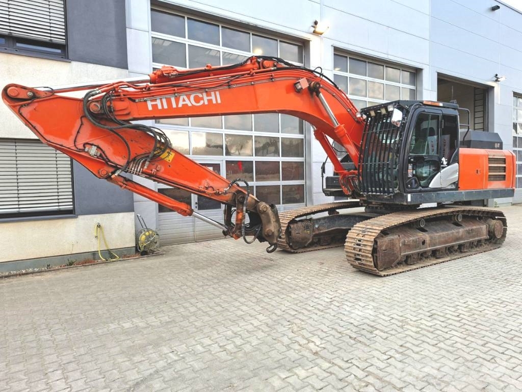 Hitachi ZX 300 LCN-6 Rupsgraafmachines
