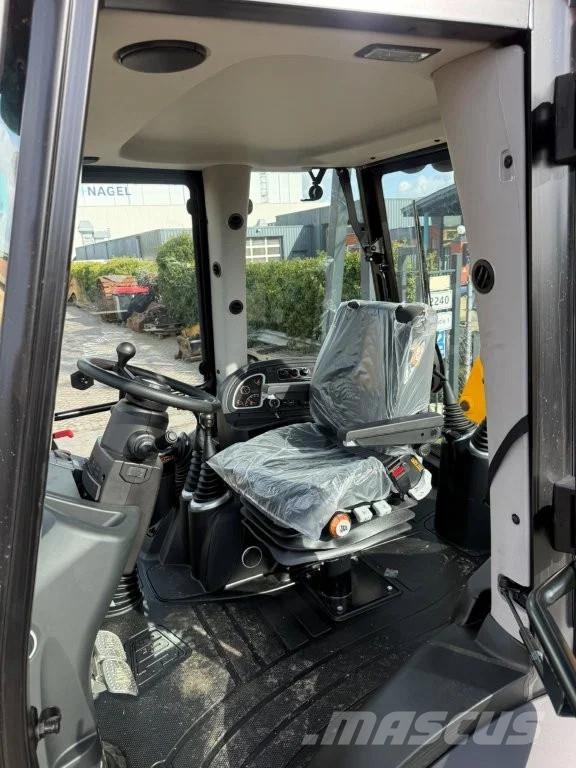 JCB 3CX Made in UK CE Tier3 ! Backhoe loaders