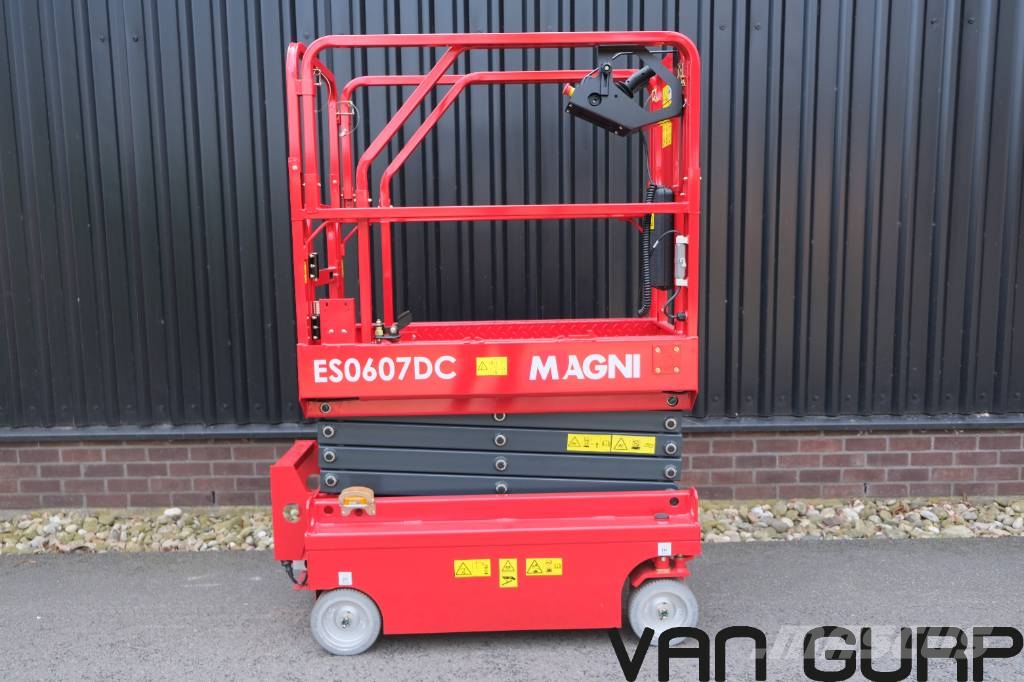 Magni ES0607DC  (5.60m) Scissor lifts