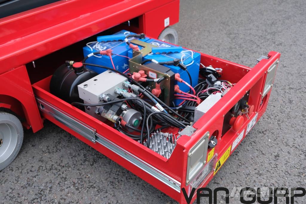 Magni ES0607DC  (5.60m) Scissor lifts
