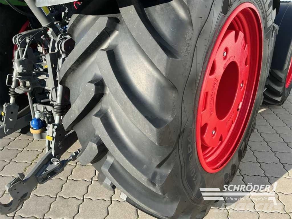 Fendt 724 GEN6 PROFI PLUS Tractoren