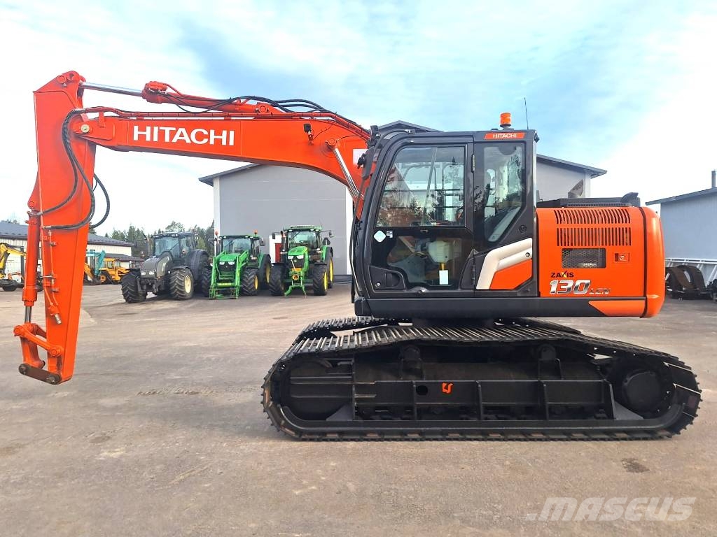 Hitachi ZX130LCN-7 -METSÄALUSTA- حفارات زحافة