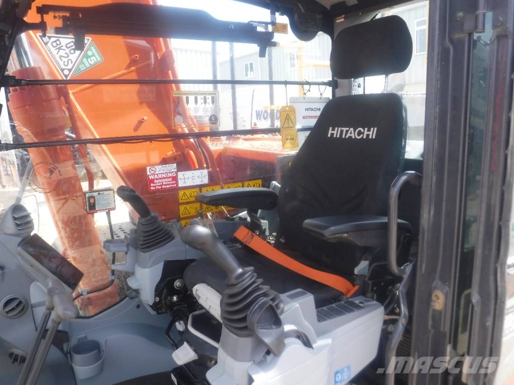 Hitachi ZX 130 LC N-7 Εκσκαφείς με ερπύστριες