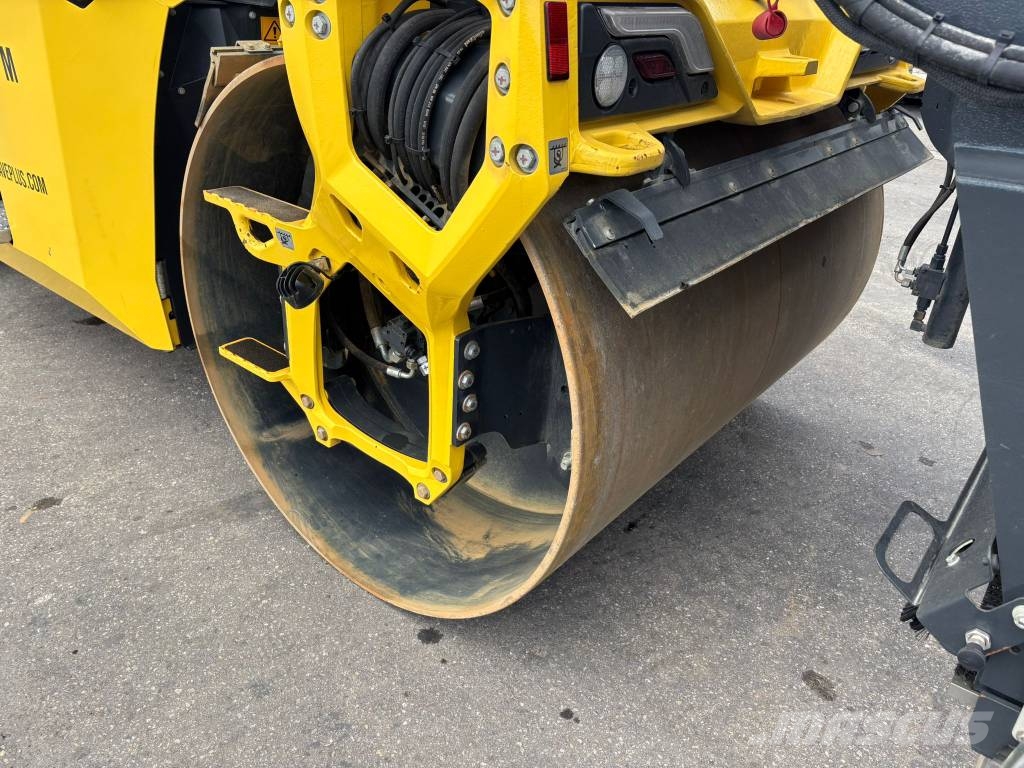 Bomag BW 174 AP-5 AM 双轮压路机
