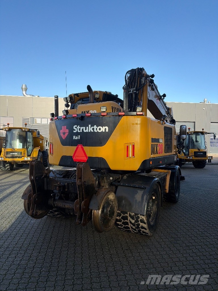 Hydrema MX 20 Rail Gumikerekes kotrók