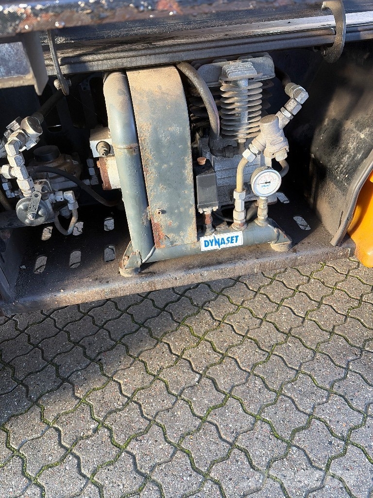 Hydrema MX 20 Rail Gumikerekes kotrók
