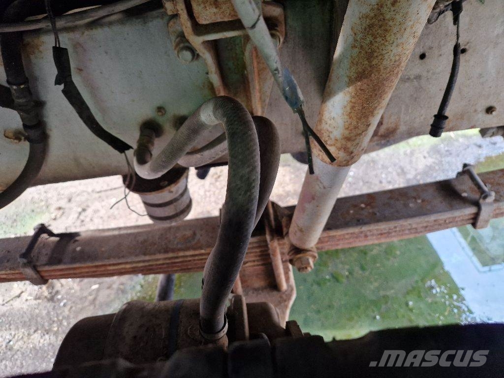 Volvo N1033 6X4 平板车