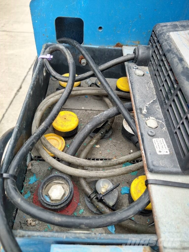 ATN Piaf 880R (054) Plataforma elevadora autopropulsada