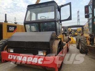 Dynapac CC 421 Porinių būgnų volai