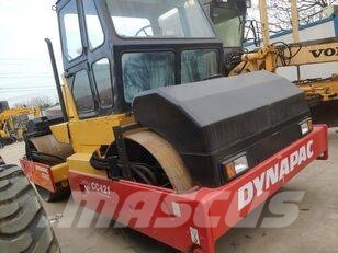 Dynapac CC 421 Porinių būgnų volai