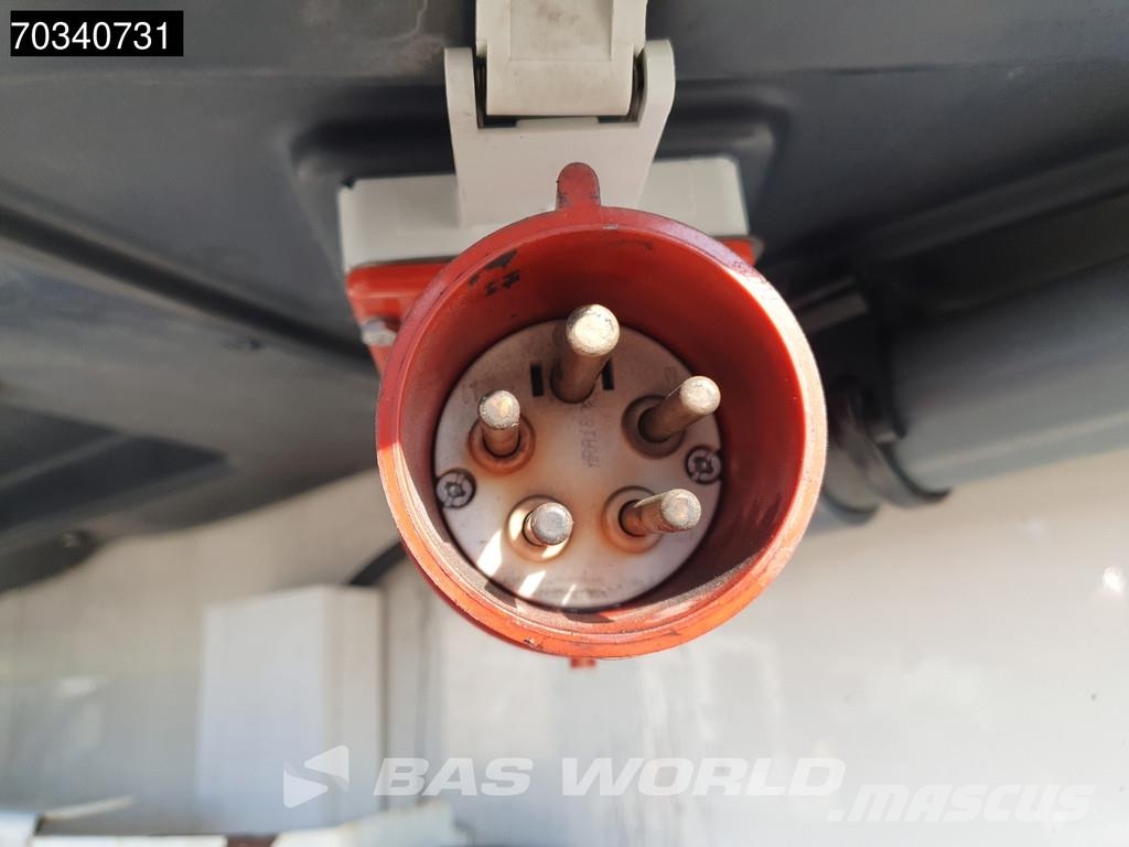 Schmitz Cargobull SCB*S3B 3 axles Bi-temp Doppelstock Lift Axle TUV نصف مقطورات بدرجة حرارة قابلة للضبط