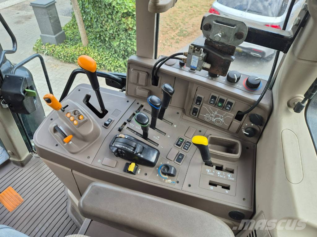 John Deere 6195 M Tractores