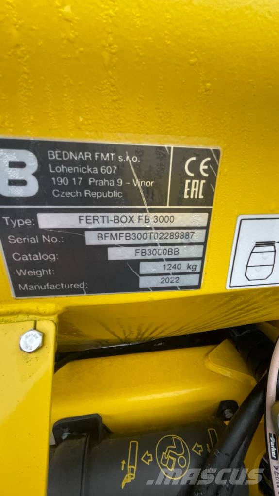 Bednar FERTI-BOX FB 3000 条播机