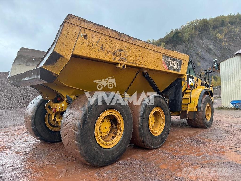 CAT 745 C Karjeriniai savivarčiai