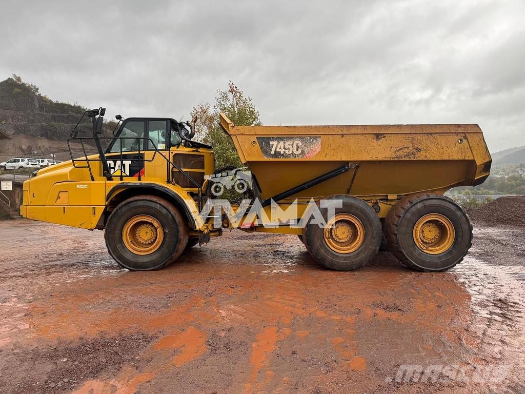 CAT 745 C Karjeriniai savivarčiai