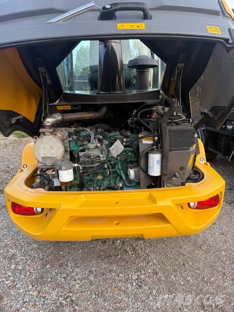 Volvo L30G 3171 timmar med Planskopa Rataslaadurid