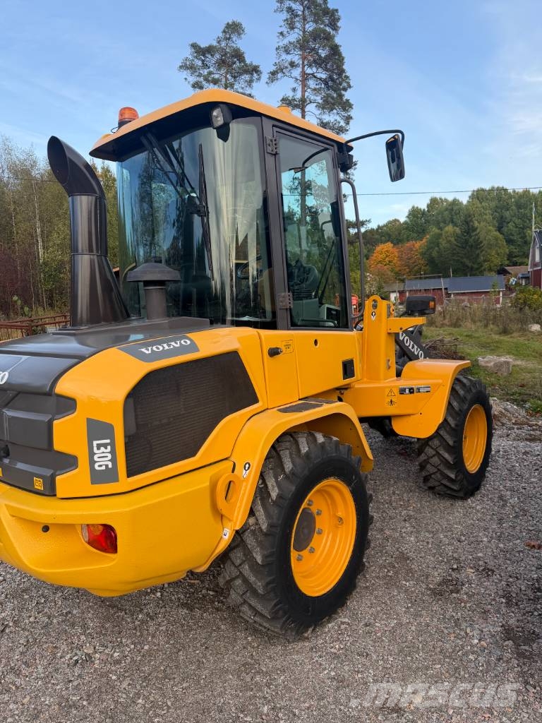 Volvo L30G 3171 timmar med Planskopa Rataslaadurid