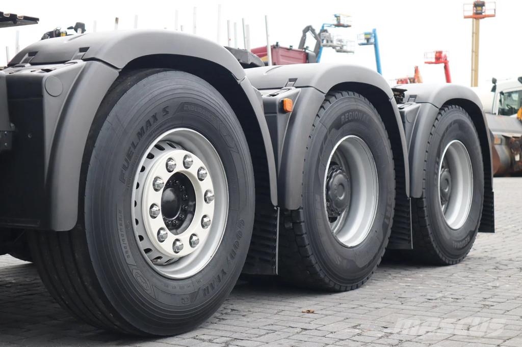 MAN TGX 41.640 | 8X4 | 150 TON! | RETARDER | HYDR | BI Sadulveokid