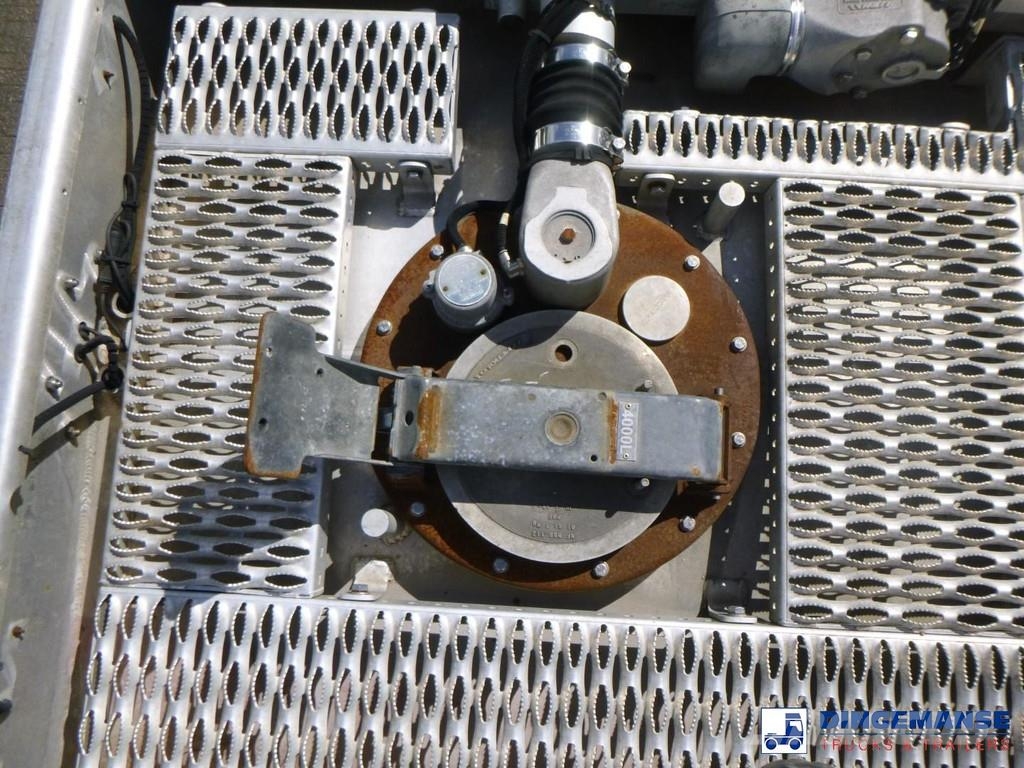 Renault Premium 280 dxi 4x2 fuel tank 13.6 m3 / 4 comp 탱커 트럭