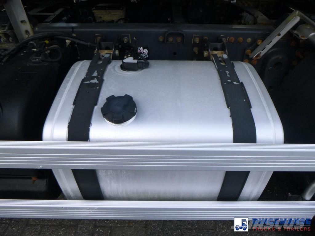 Renault Premium 280 dxi 4x2 fuel tank 13.6 m3 / 4 comp 탱커 트럭