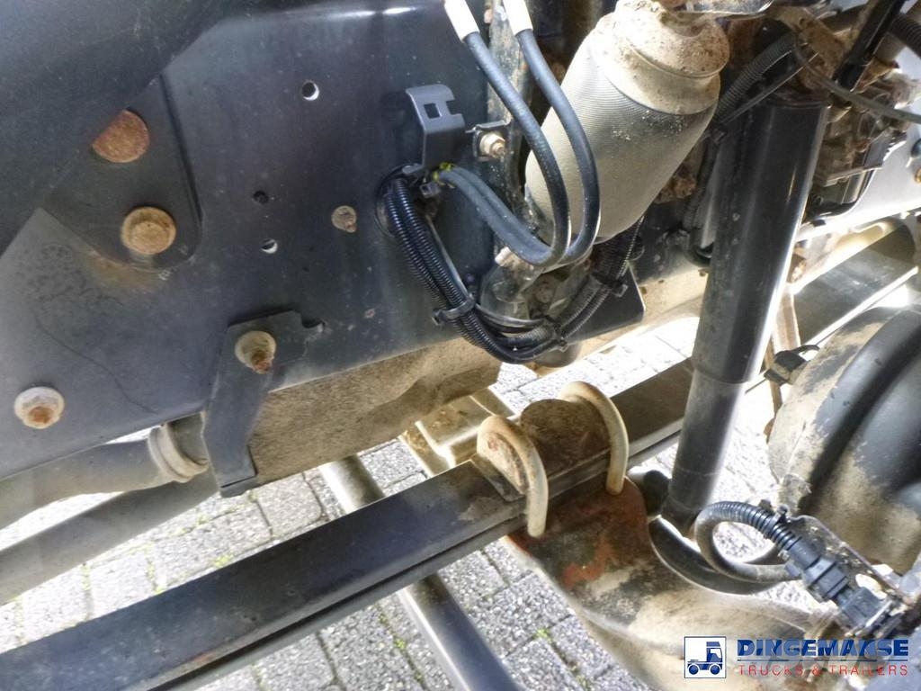 Renault Premium 280 dxi 4x2 fuel tank 13.6 m3 / 4 comp 탱커 트럭