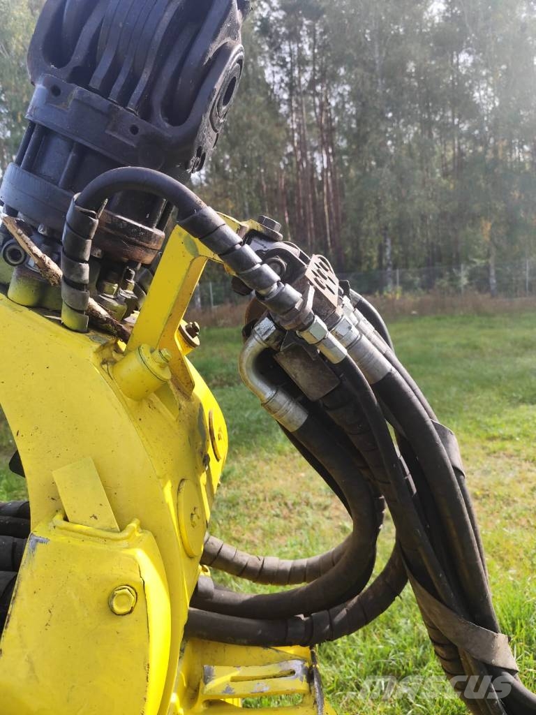 John Deere 1270 E Harvesteri
