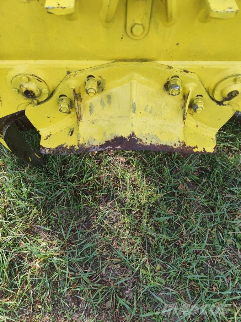 John Deere 1270 E Harvesteri