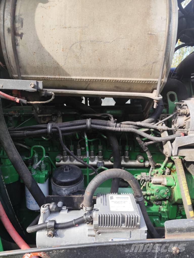 John Deere 1270 E Harvesteri
